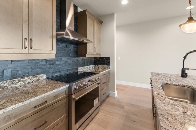 2130 Vista Ridge Dr, Kerrville, TX 78028