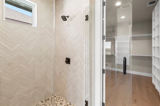 2130 Vista Ridge Dr, Kerrville, TX 78028