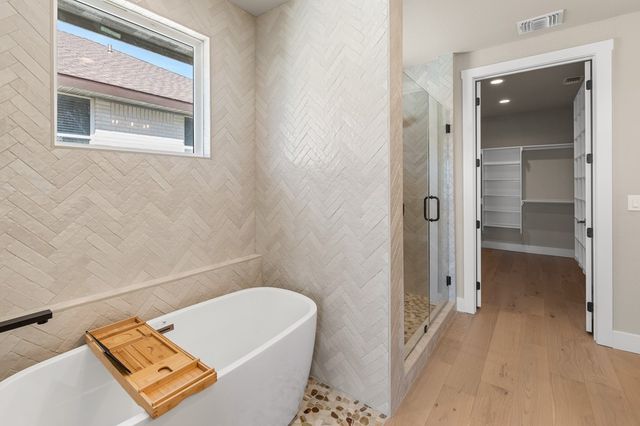 2130 Vista Ridge Dr, Kerrville, TX 78028