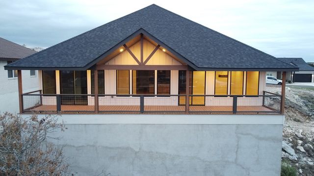 2130 Vista Ridge Dr, Kerrville, TX 78028