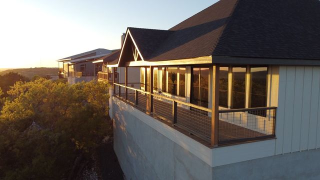 2130 Vista Ridge Dr, Kerrville, TX 78028