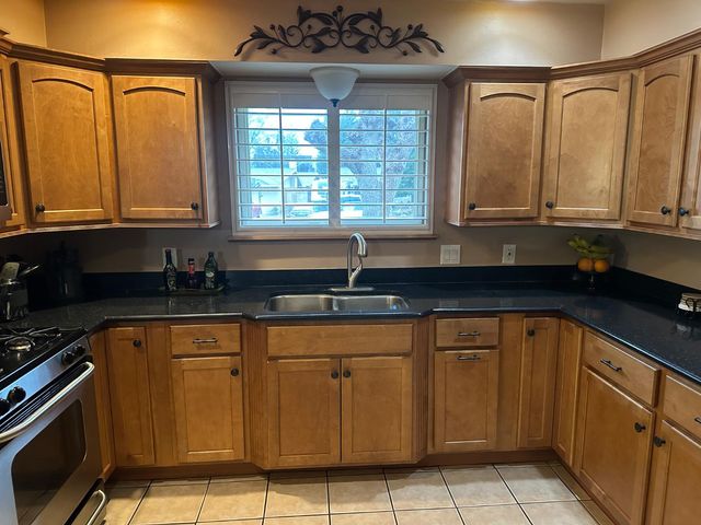 394 S Oak Drive, Reedley, CA 93654