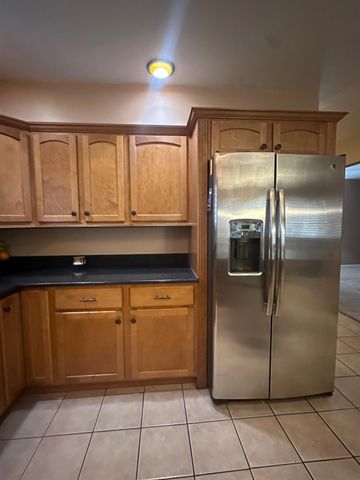 394 S Oak Drive, Reedley, CA 93654