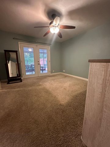 394 S Oak Drive, Reedley, CA 93654