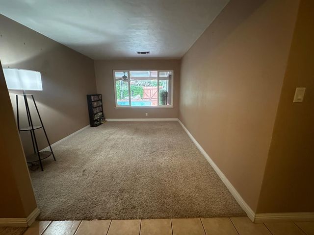 394 S Oak Drive, Reedley, CA 93654