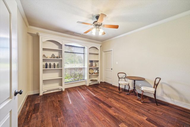 5016 Rimrock Pass Drive, Montgomery, TX 77316