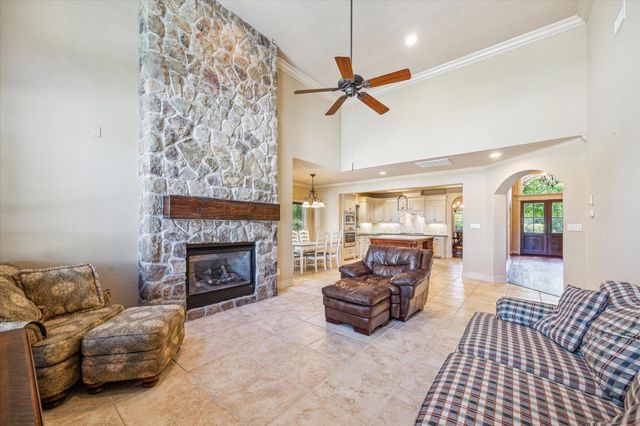 5016 Rimrock Pass Drive, Montgomery, TX 77316