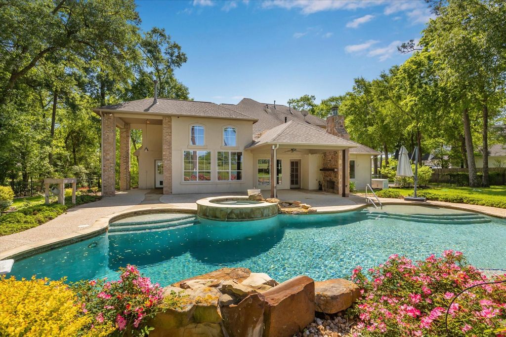 5016 Rimrock Pass Drive, Montgomery, TX 77316