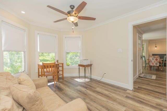 2700 Secretariat Court, Evansville, IN 47720