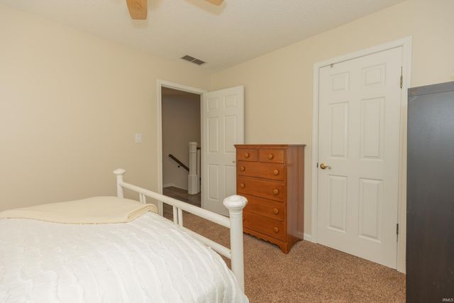 2700 Secretariat Court, Evansville, IN 47720