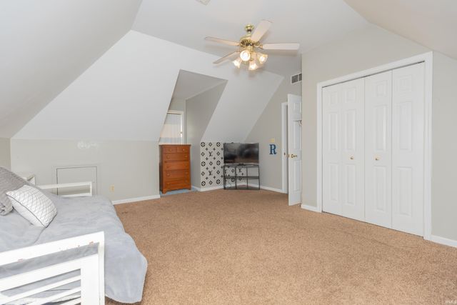 2700 Secretariat Court, Evansville, IN 47720