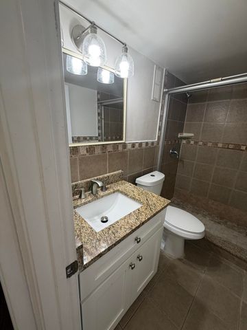 7710 NW 50th Street 304, Lauderhill, FL 33351