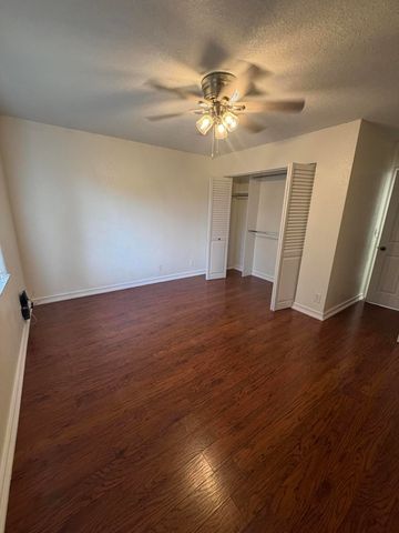 7710 NW 50th Street 304, Lauderhill, FL 33351