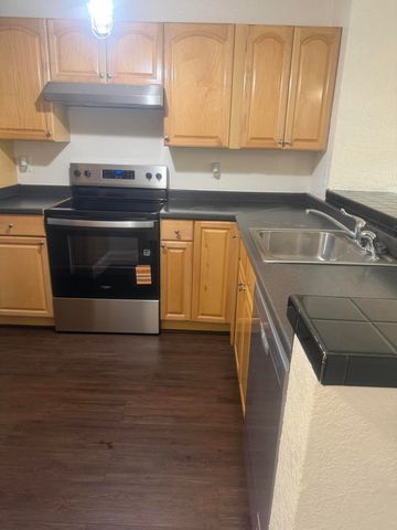 7710 NW 50th Street 304, Lauderhill, FL 33351