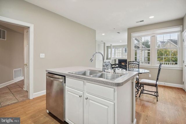 337 MAIN ST, Gaithersburg, MD 20878