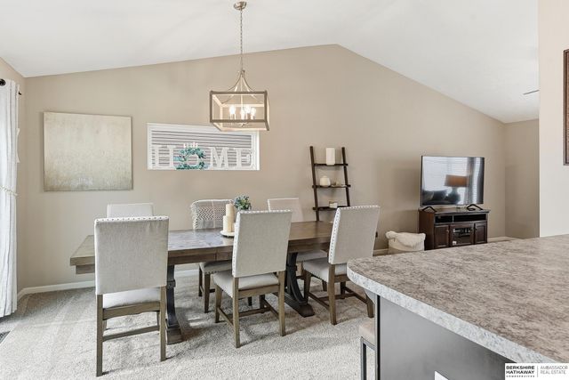 3411 N 208 Avenue, Elkhorn, NE 68022