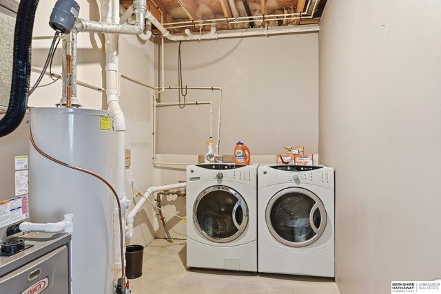 3411 N 208 Avenue, Elkhorn, NE 68022