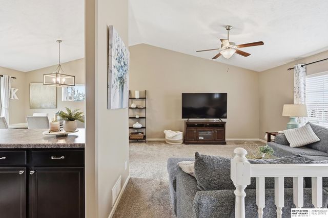 3411 N 208 Avenue, Elkhorn, NE 68022