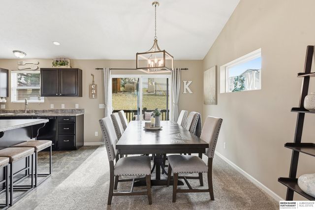 3411 N 208 Avenue, Elkhorn, NE 68022