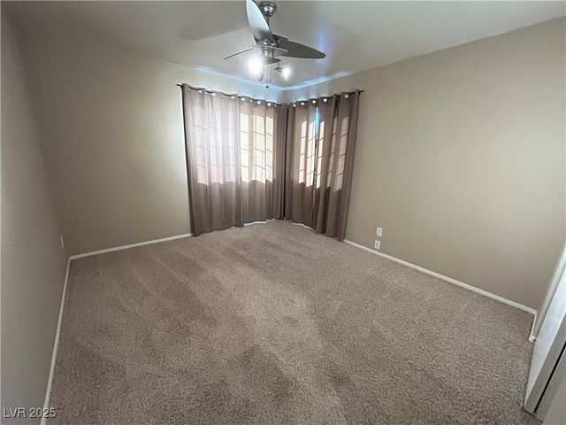 7300 Casa Solar Court, Las Vegas, NV 89128