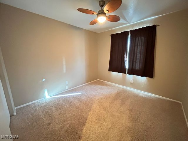 7300 Casa Solar Court, Las Vegas, NV 89128