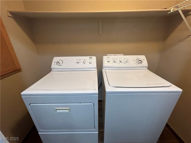 7300 Casa Solar Court, Las Vegas, NV 89128