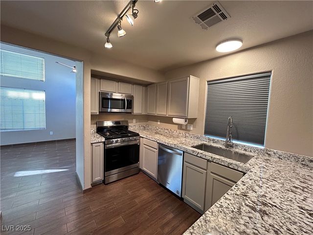 7300 Casa Solar Court, Las Vegas, NV 89128