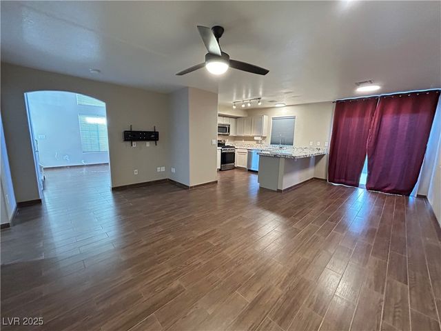 7300 Casa Solar Court, Las Vegas, NV 89128