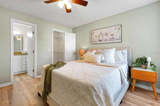 5156 CONROY ROAD 26, Orlando, FL 32811