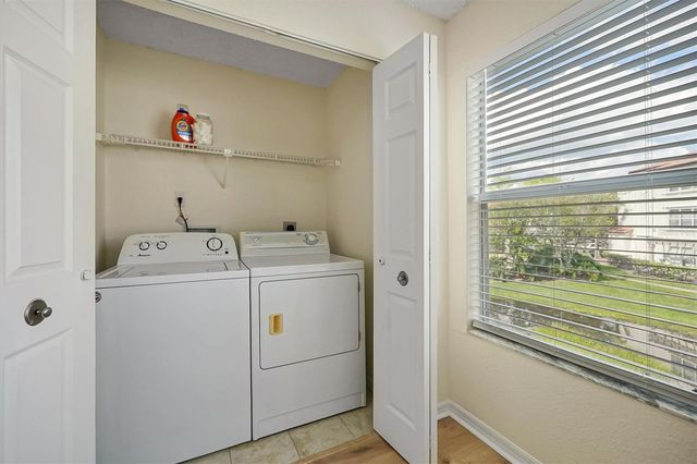 5156 CONROY ROAD 26, Orlando, FL 32811
