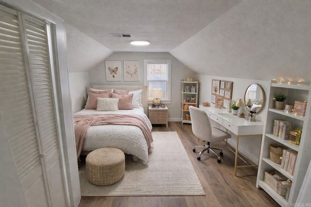 2209 W Long 17th Street, North Little Rock, AR 72114