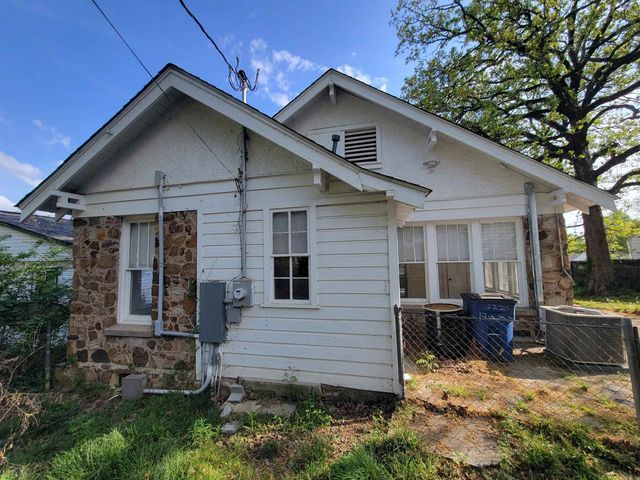 2209 W Long 17th Street, North Little Rock, AR 72114