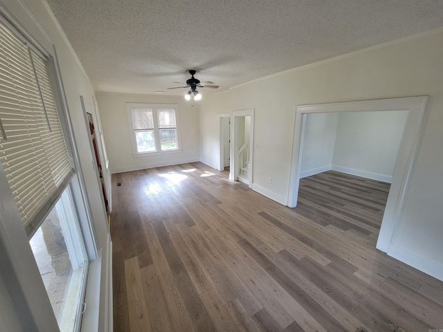 2209 W Long 17th Street, North Little Rock, AR 72114