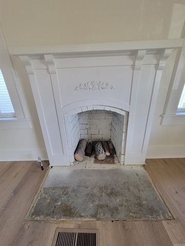 2209 W Long 17th Street, North Little Rock, AR 72114