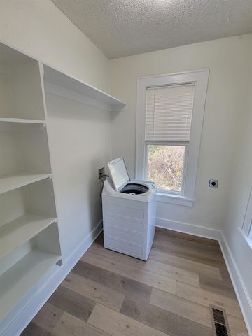 2209 W Long 17th Street, North Little Rock, AR 72114