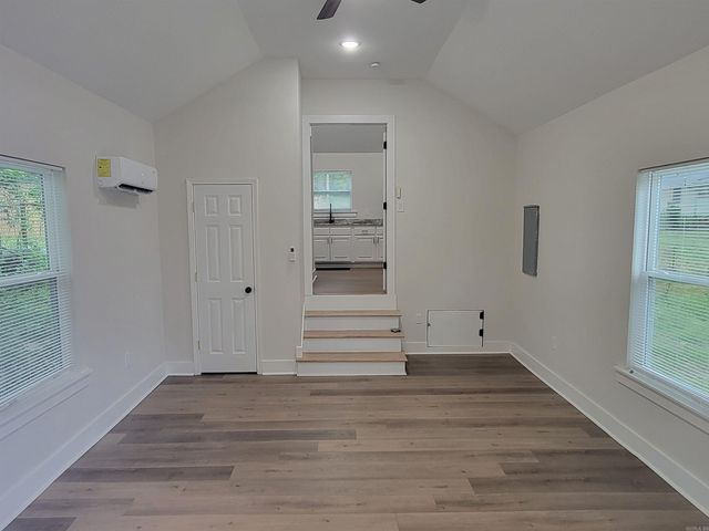 2209 W Long 17th Street, North Little Rock, AR 72114