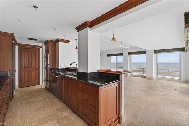 3556 Shore Dr Apt 402, Virginia Beach, VA 23455