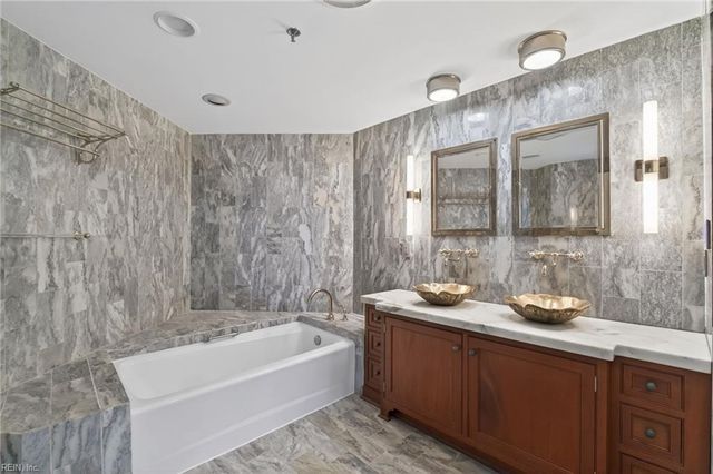 3556 Shore Dr Apt 402, Virginia Beach, VA 23455