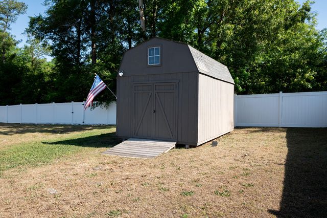 5565 Pershing Drive, Dalzell, SC 29040