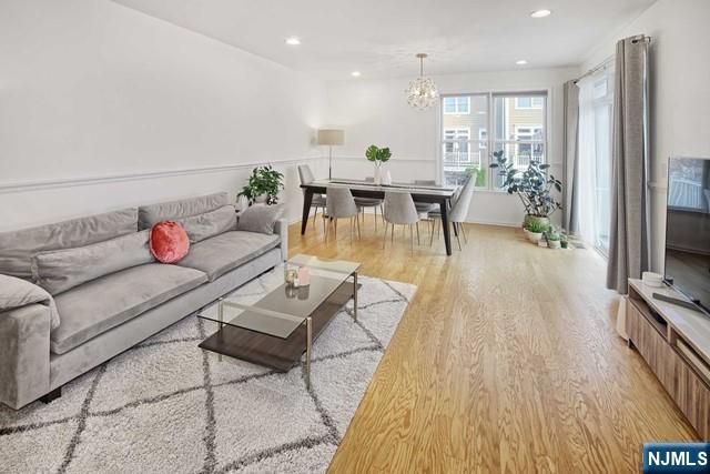 453 Albany Court, West New York, NJ 07093
