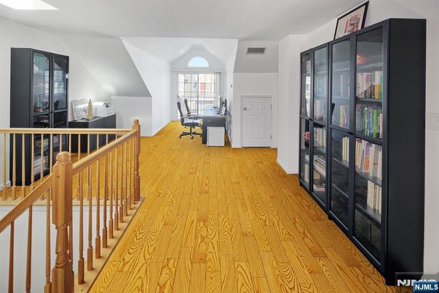 453 Albany Court, West New York, NJ 07093