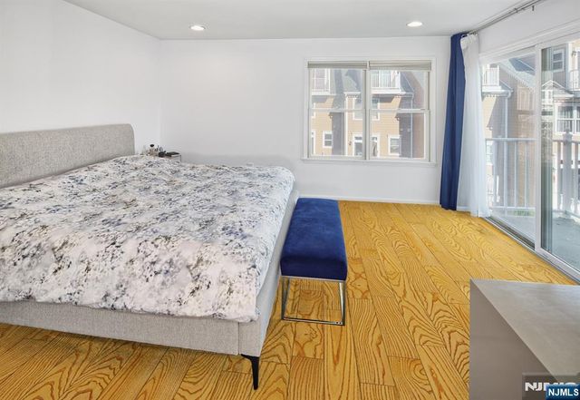 453 Albany Court, West New York, NJ 07093