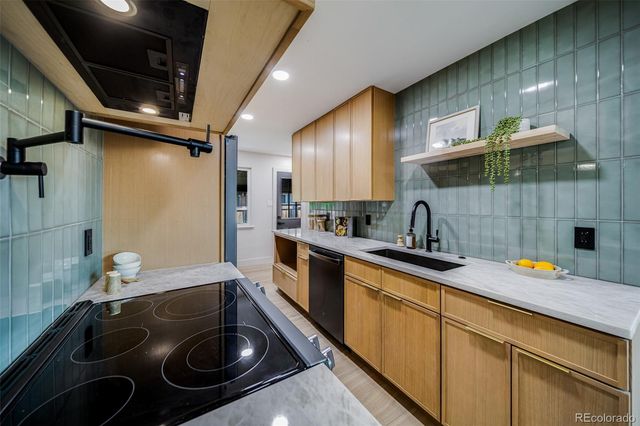 5594 W Iowa Avenue, Denver, CO 80232