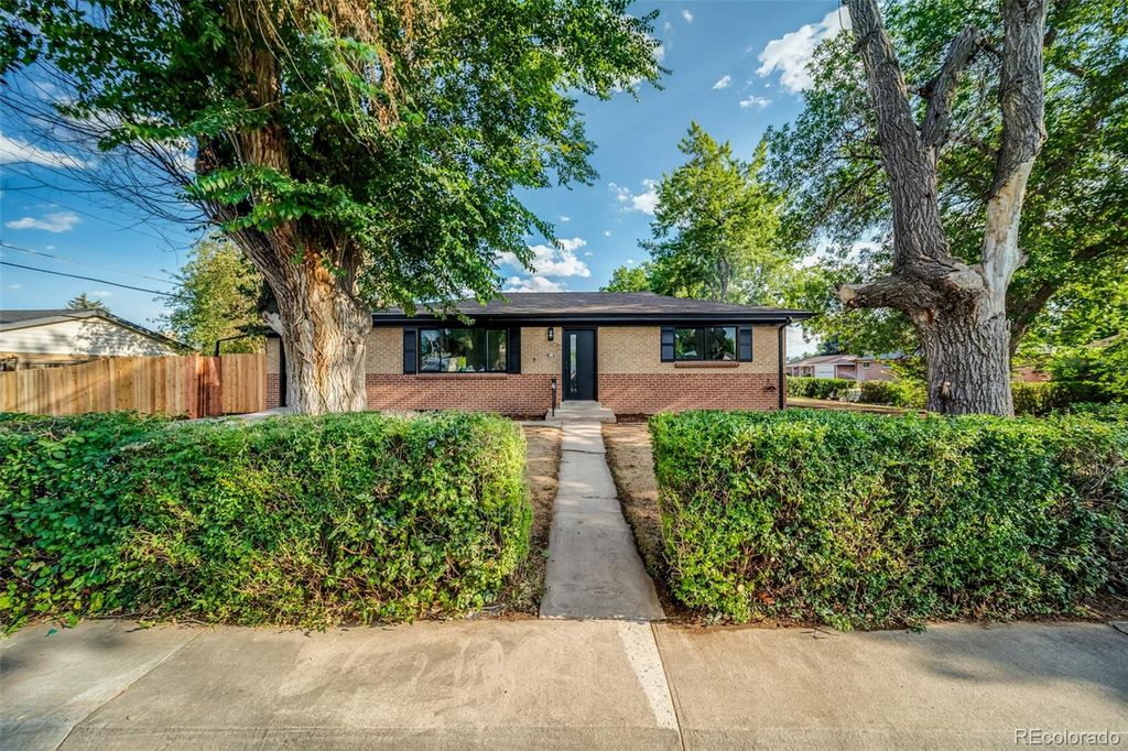 5594 W Iowa Avenue, Denver, CO 80232