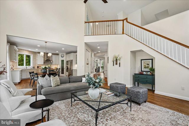 43625 EMERALD DUNES PL, Leesburg, VA 20176