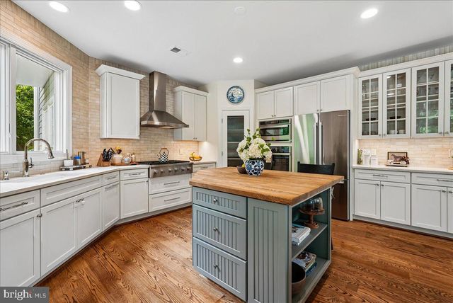 43625 EMERALD DUNES PL, Leesburg, VA 20176