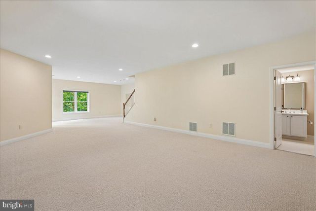 43625 EMERALD DUNES PL, Leesburg, VA 20176