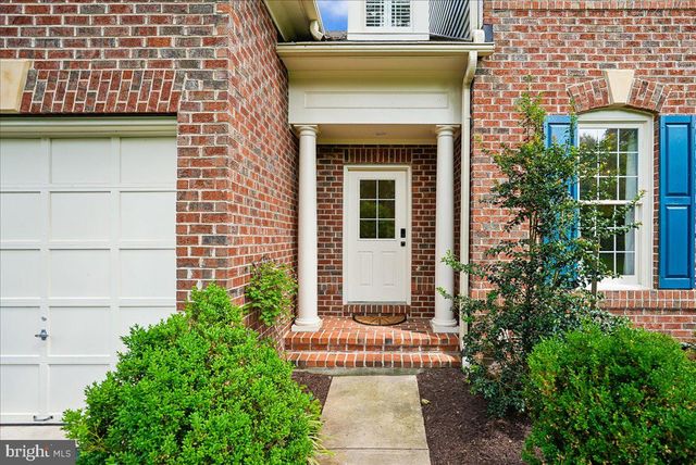 43625 EMERALD DUNES PL, Leesburg, VA 20176