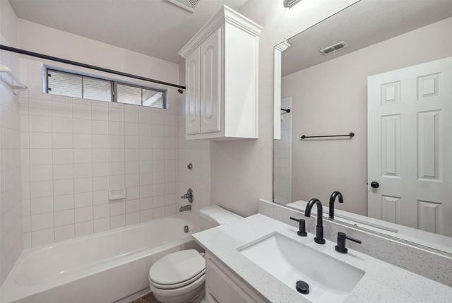 12240 Fairway Meadows Drive, Fort Worth, TX 76179