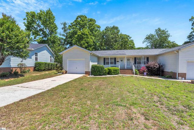 105 Old Keith Court, Mauldin, SC 29662